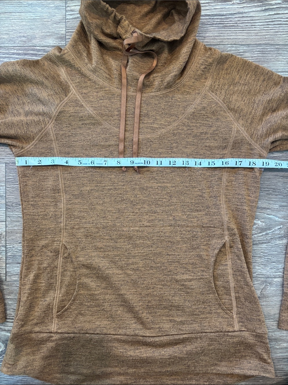 Kuhl Women's Lea Pullover Camel Colored Sweatshirt Women's Size Medium in EUC - Picture 12 of 15